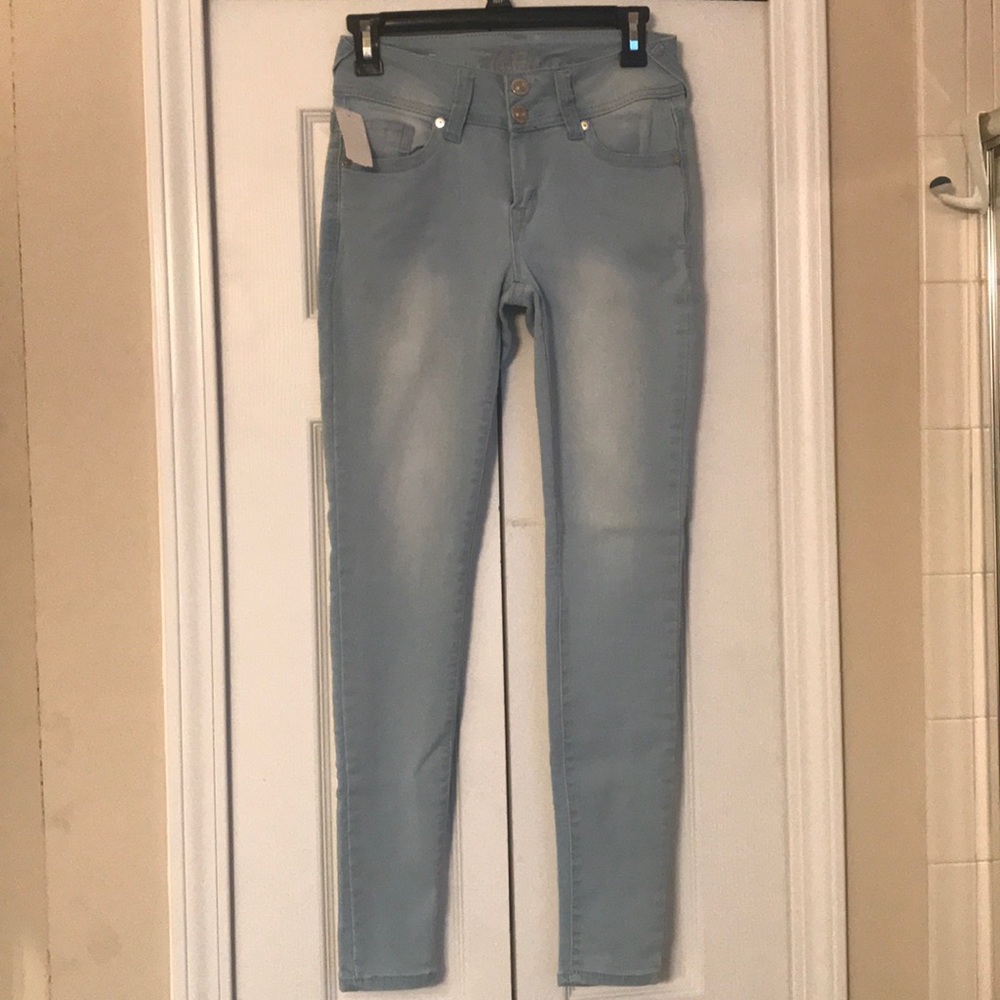 ✔️Wallflower Authentic Denim High Rise skinny sz 3